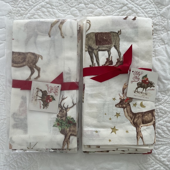 NWT 2 Sets of Pottery Barn Silly Stag Dinner Napkins ~ 8 Napkins - Picture 1 of 6